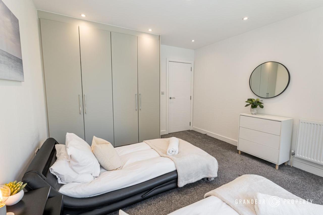 Carbery Lux By Grandeur Property Борнмът Екстериор снимка