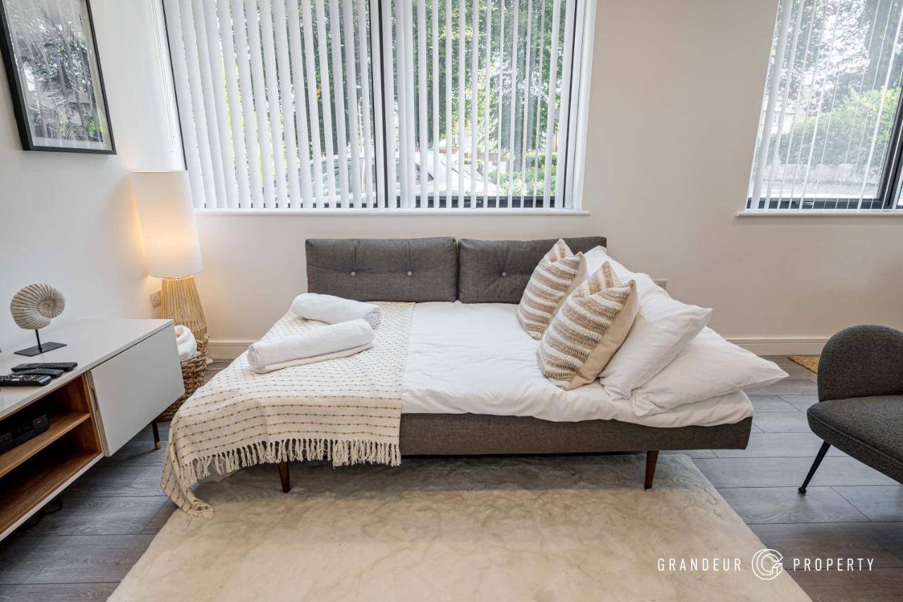 Carbery Lux By Grandeur Property Борнмът Екстериор снимка