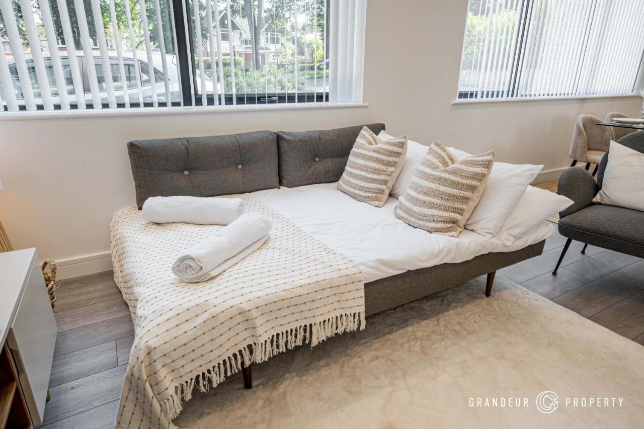 Carbery Lux By Grandeur Property Борнмът Екстериор снимка